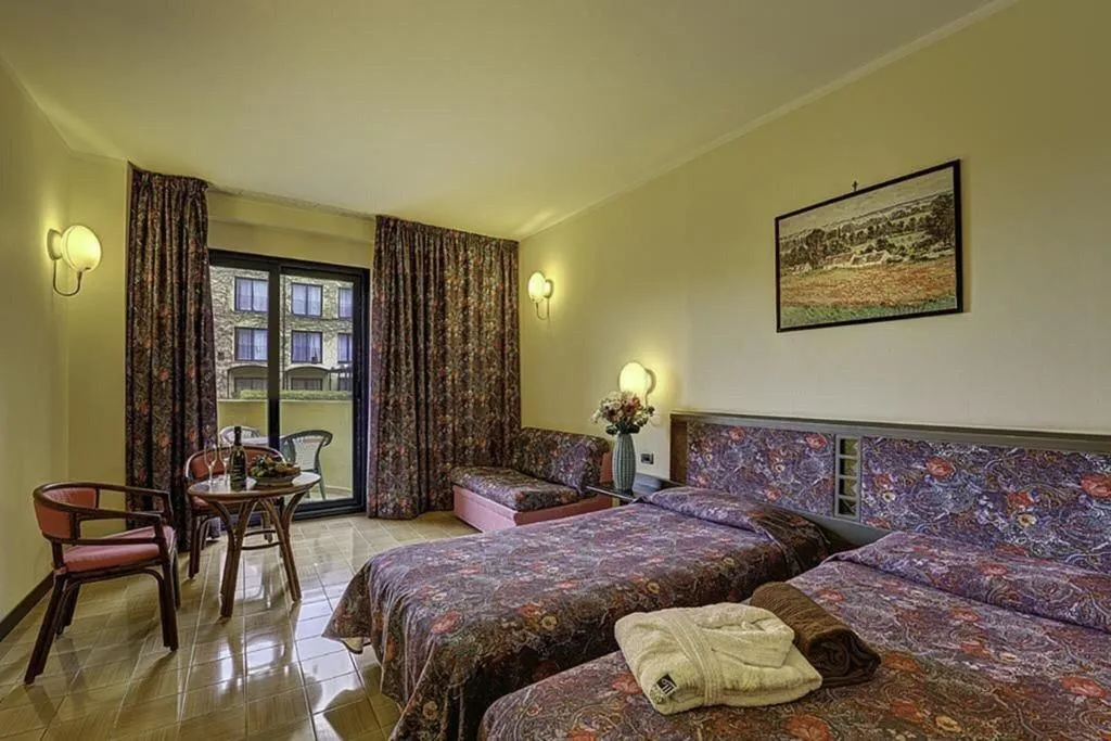 TRIPLE ECONOMY Room, Caesar Palace, Catania