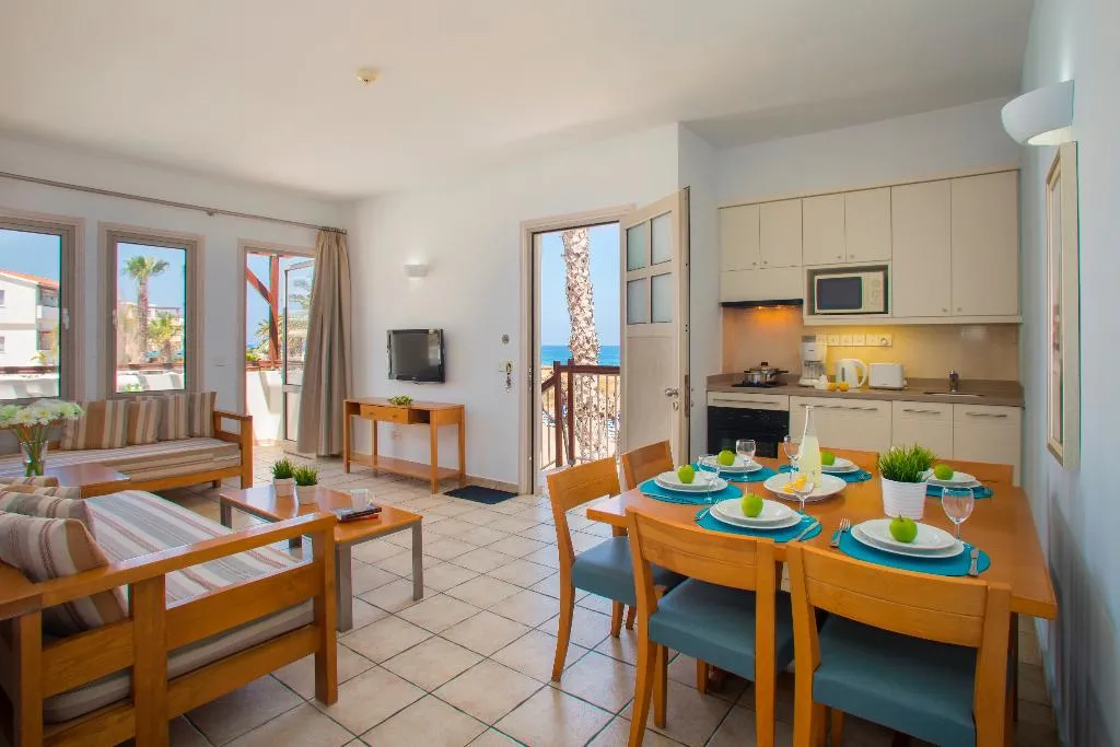 SUITE CAPACITY 3 TWO BEDROOMS Room, Louis Althea Beach, Cyprus
