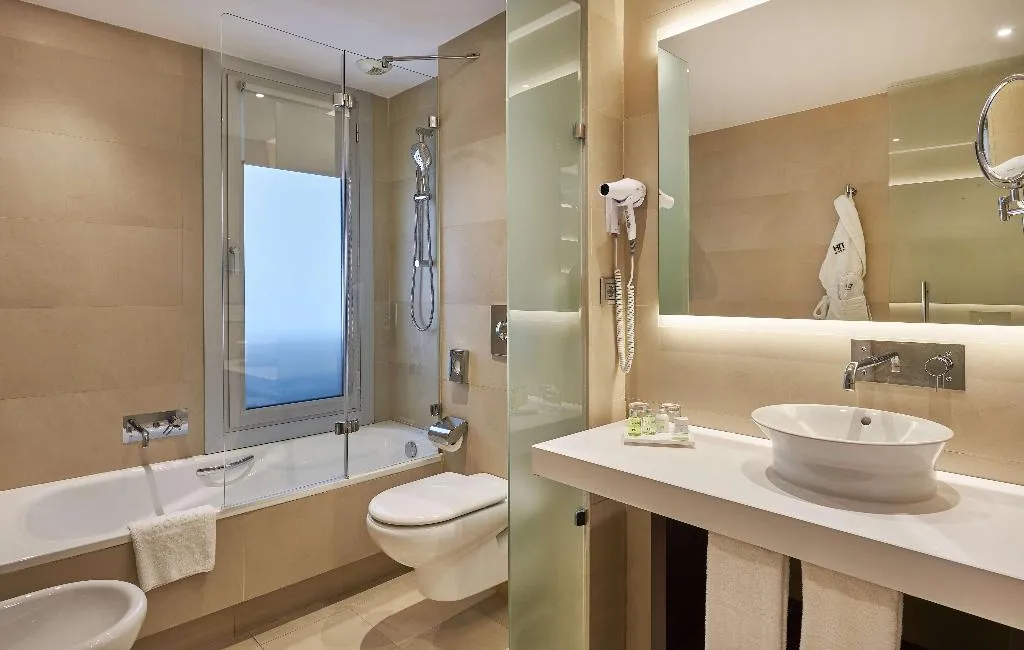 DOUBLE SUPERIOR Room, NH Sants Barcelona, Barcelona