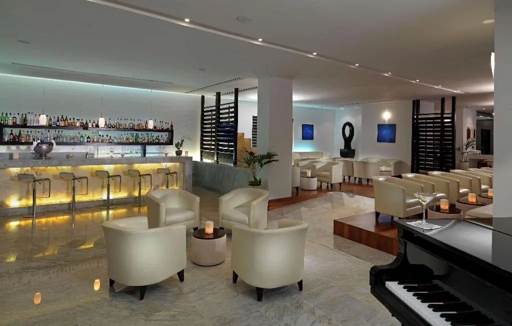 Bar, Royal Hideaway Playacar All Inclusive, Cancun Area