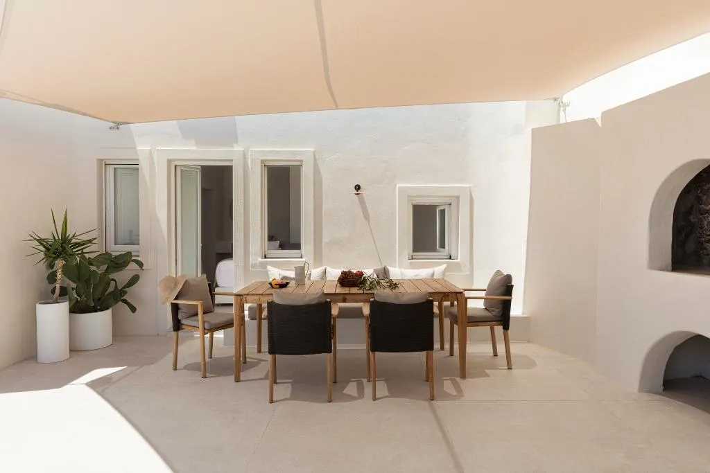 VILLA STANDARD Room, Canaves Oia Suites, Santorini