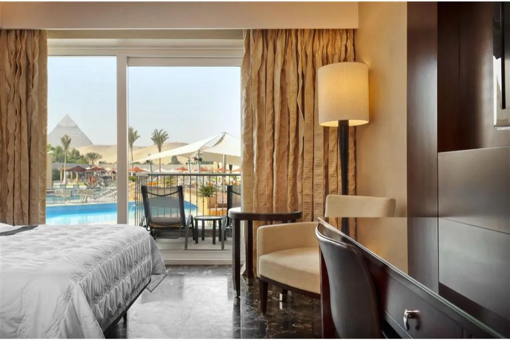 SINGLE PREMIUM Room, Le Meridien Pyramids, Cairo