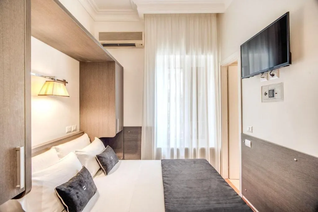 Room, Hotel Mirti, Rome