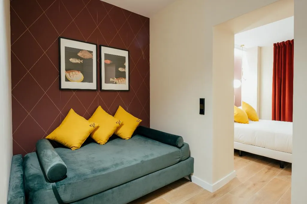 TRIPLE SUPERIOR Room, Cetina Sevilla, Seville