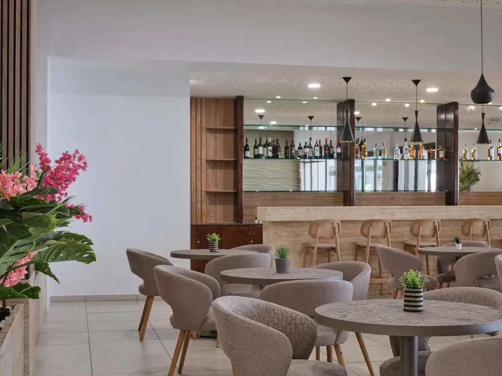 Bar, Atlantica Callisto, Cyprus