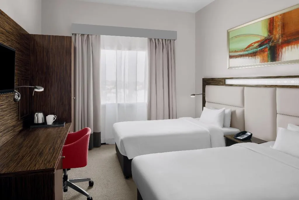 TWIN STANDARD Room, Holiday Inn Express Dubai, Internet City, Dubai