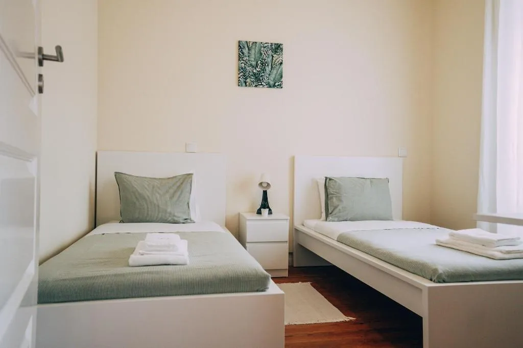 Room, The Beach Corner Guesthouse, Porto