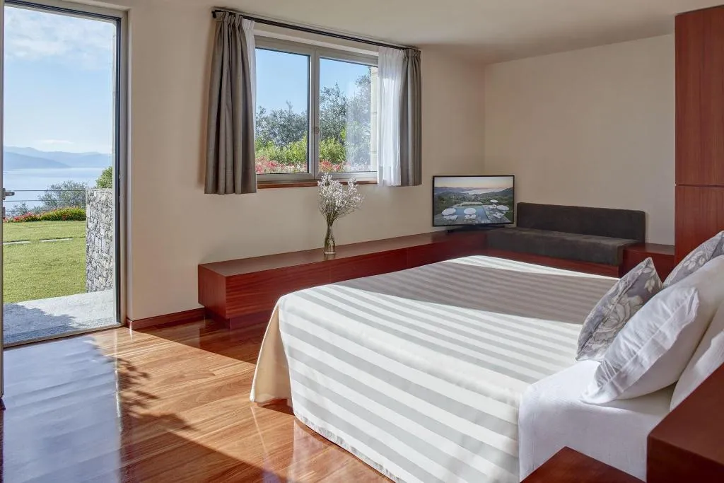 DOUBLE SUPERIOR SEA VIEW Room, Il Leccio Luxury Resort, Cagliari