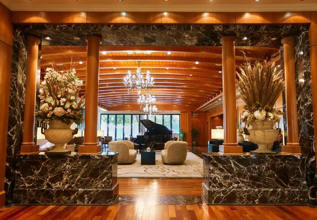 Lobby, Dubai Marine Beach Resort & Spa, Dubai