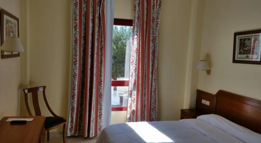 DOUBLE SINGLE USE STANDARD Room, Hotel Humanes, Madrid