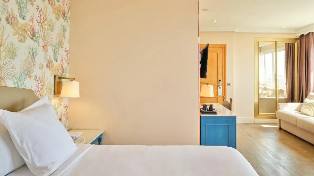JUNIOR SUITE STANDARD Room, Hotel Fénix Torremolinos Adults Only Recommended, Costa Del Sol