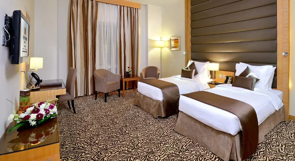 TWIN SUPERIOR Room, Copthorne Hotel Sharjah, Dubai