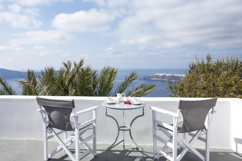 STUDIO SUPERIOR Room, Remezzo Villas, Santorini