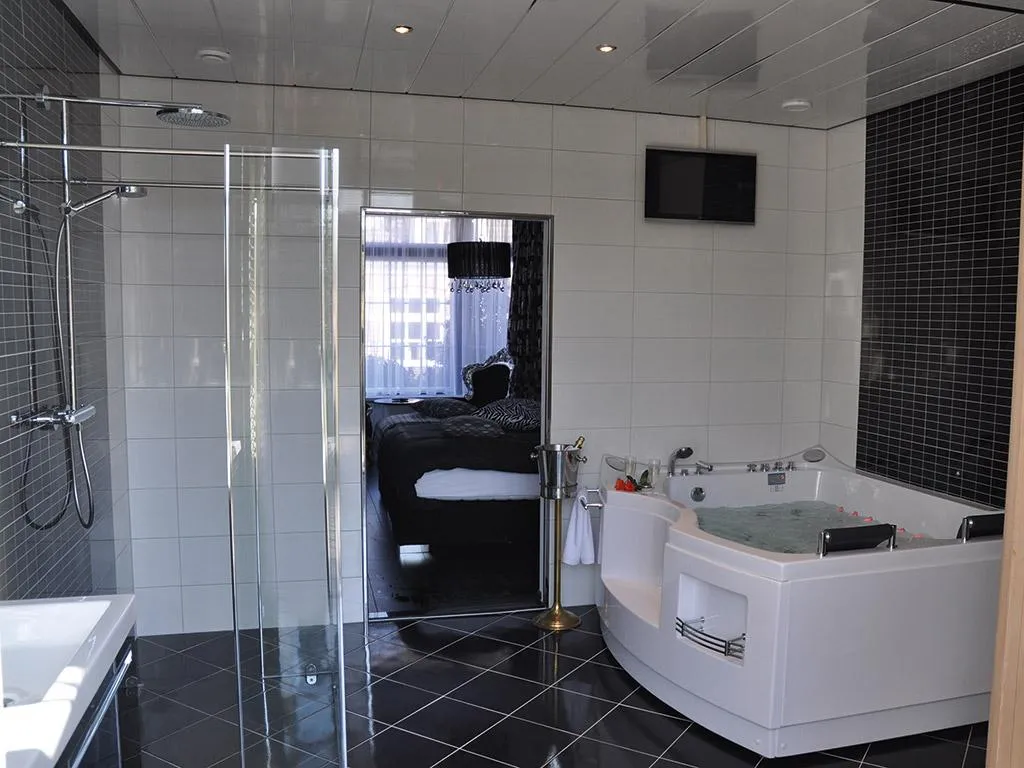 SUITE STANDARD Room, Fletcher Hotel-Restaurant Marijke, Amsterdam