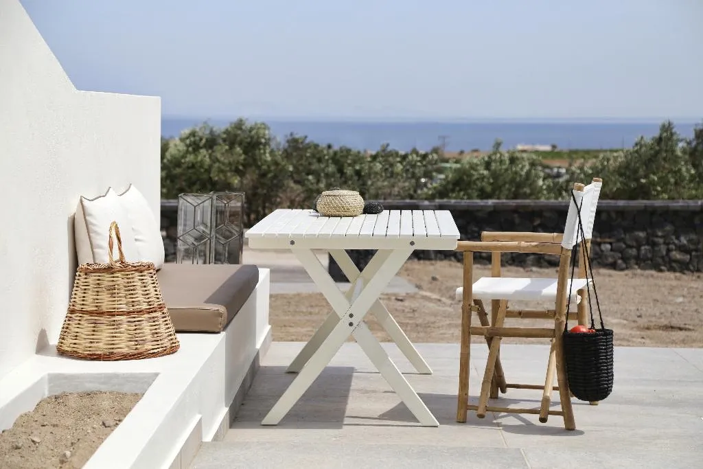 VILLA WITH PRIVATE POOL Room, Vino Houses, Santorini