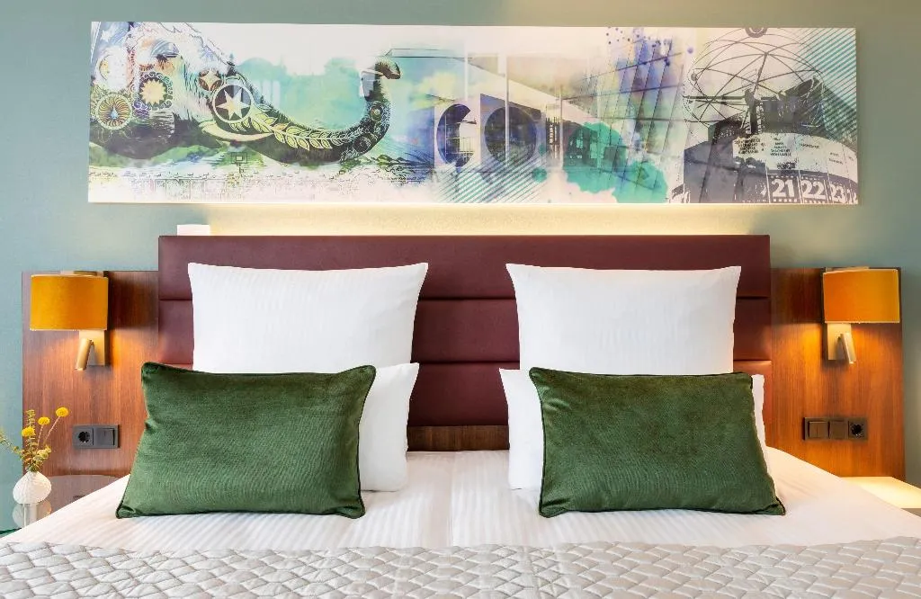 Room, Leonardo Royal Hotel Berlin Alexanderplatz, Berlin