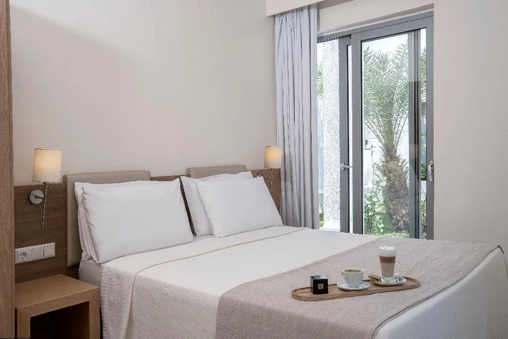 JUNIOR SUITE SEA FRONT Room, Maritimo Beach Hotel, Crete