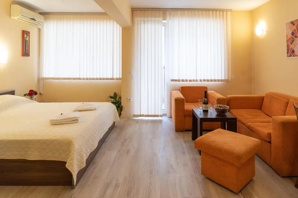STUDIO STANDARD Room, Gran Ivan, Varna