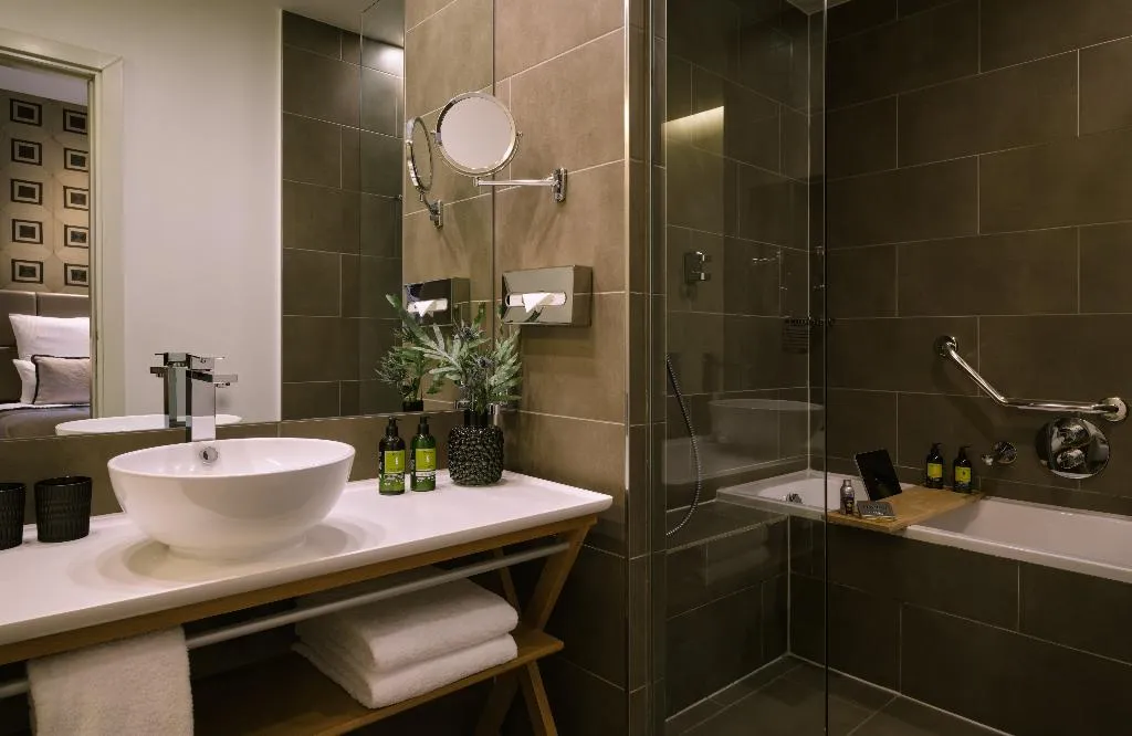 JUNIOR SUITE CAPACITY 1 Room, The Posthouse Berlin – Leonardo Limited Edition, Berlin
