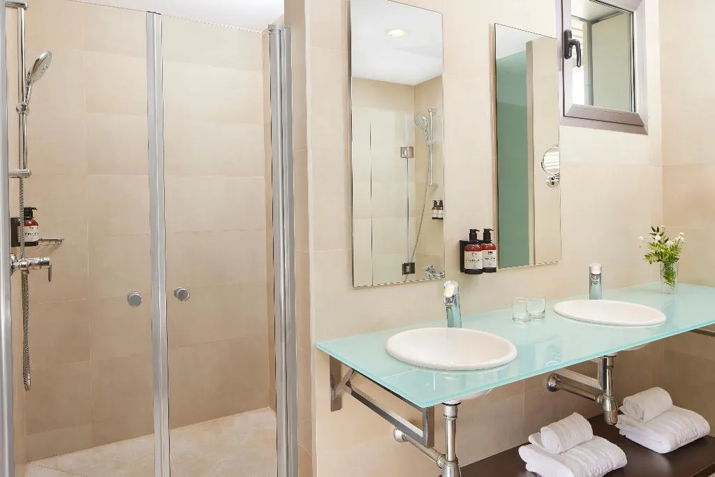 JUNIOR SUITE WITH VIEWS Room, NH Alicante, Costa Blanca