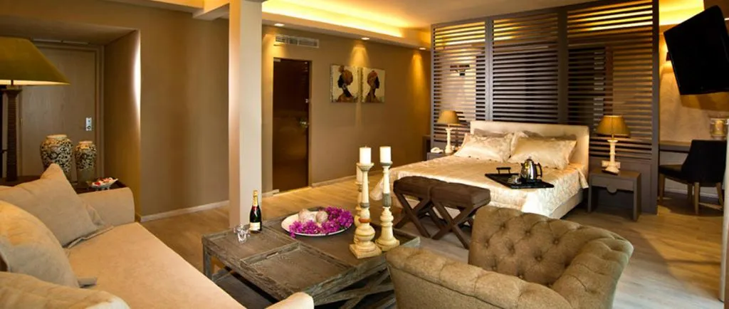 SUITE EXECUTIVE SEA VIEW Room, Congo Palace, Athens