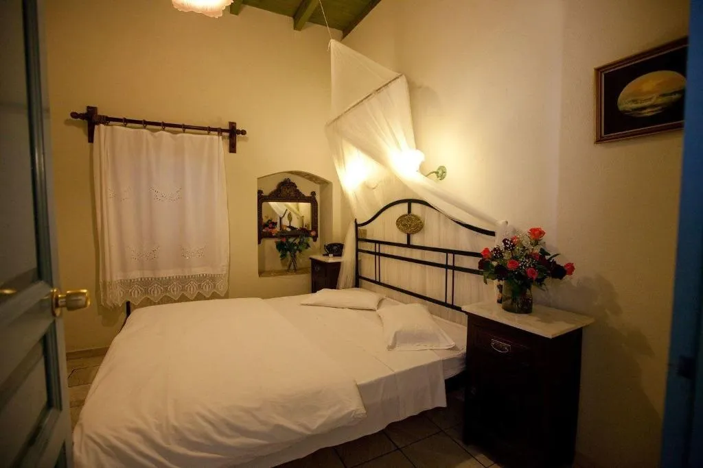 Room, Pandora Suites, Crete