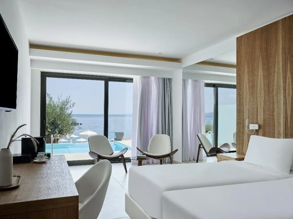 JUNIOR SUITE POOL VIEW Room, Atlantica Nissaki Beach, Corfu