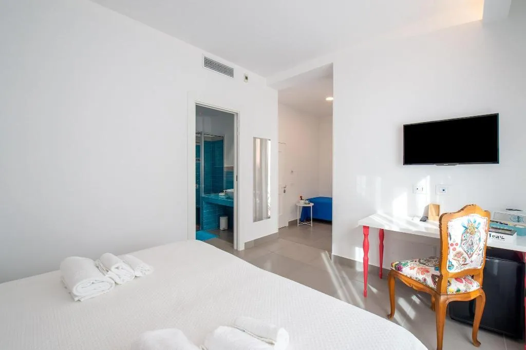 Room, Casa Evelina Sorrento, Naples