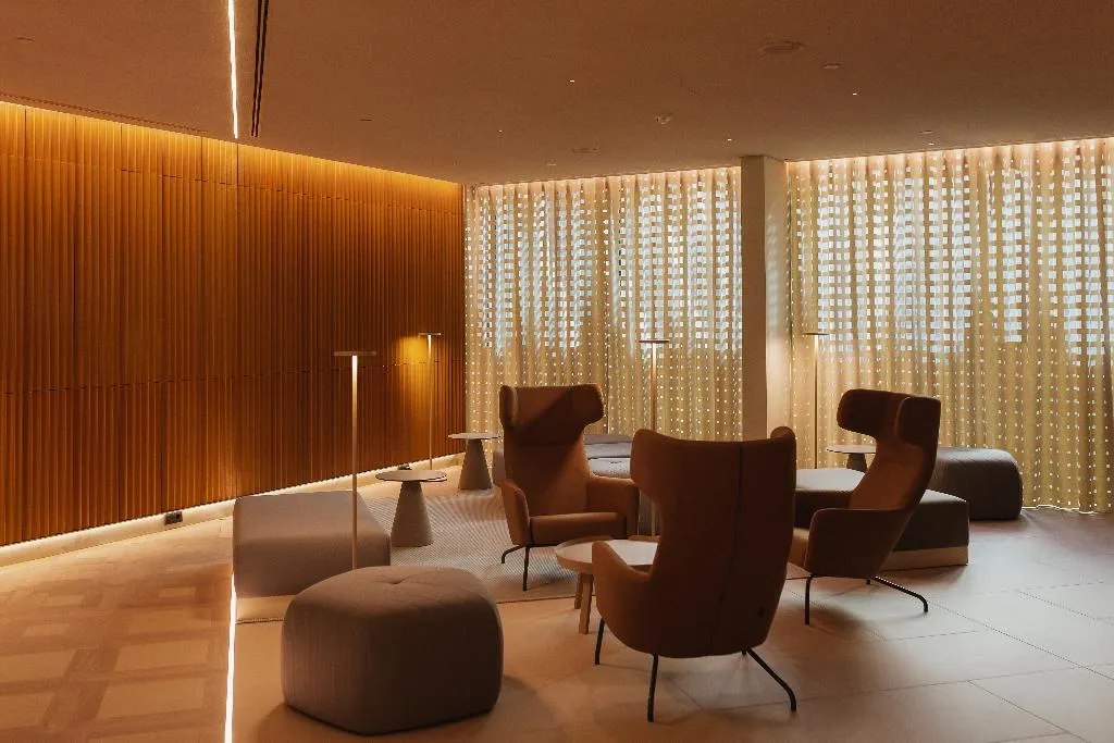 Lobby, Lumen Hotel and The Lisbon Light Show, Lisbon