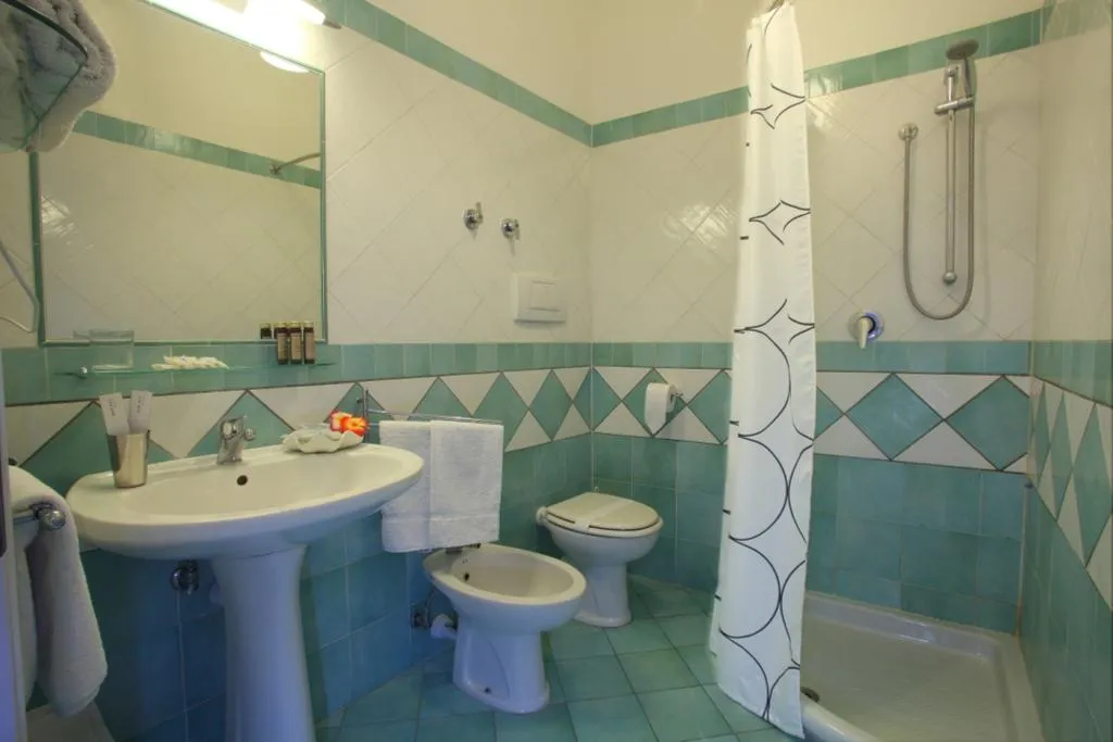 QUADRUPLE STANDARD Room, Hotel Matarese, Naples
