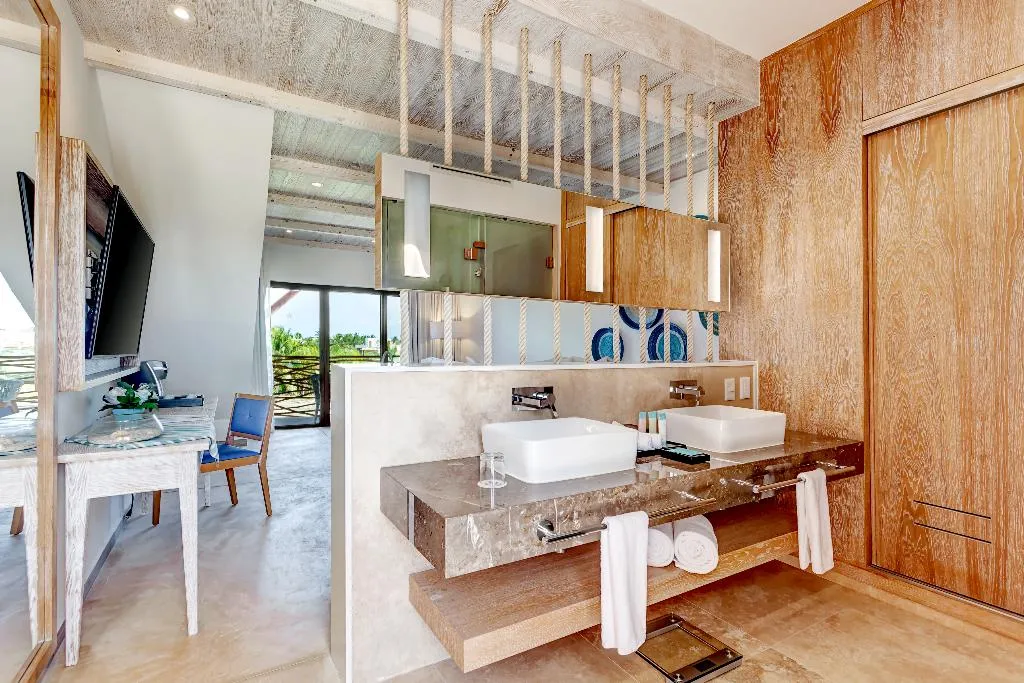 JUNIOR SUITE DELUXE OCEAN VIEW Room, Mystique Holbox by Royalton, A Tribute Portfolio, Cancun Area