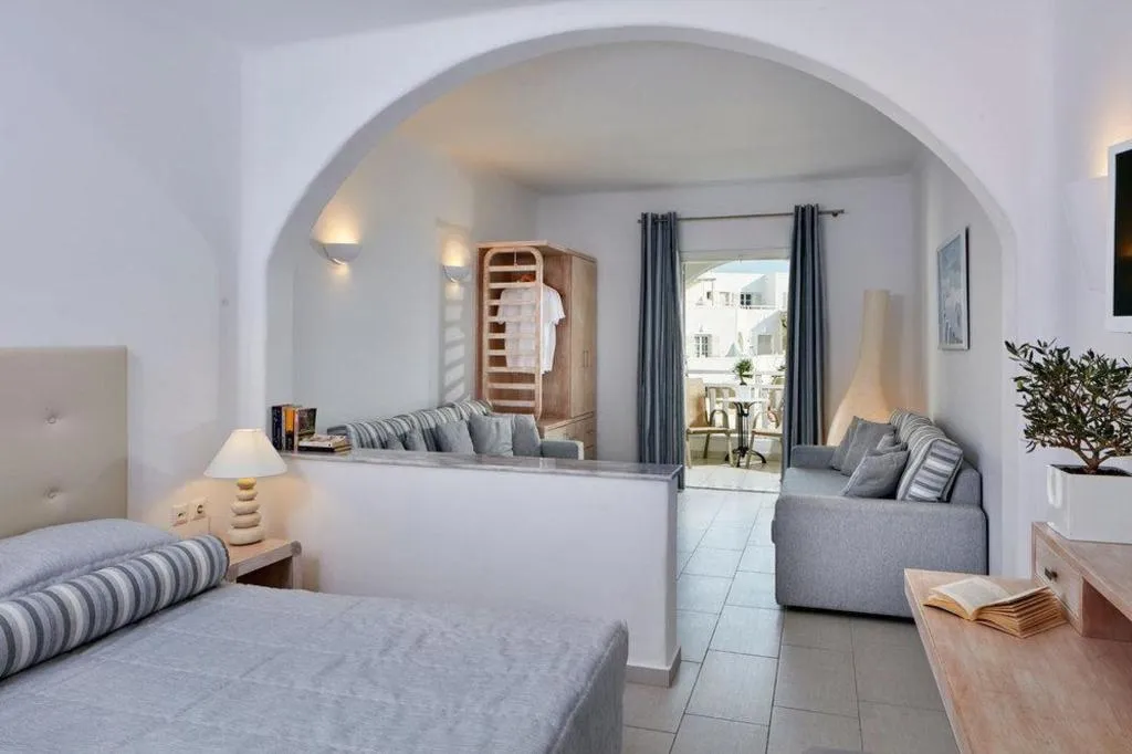 Room, Aegean Plaza, Santorini