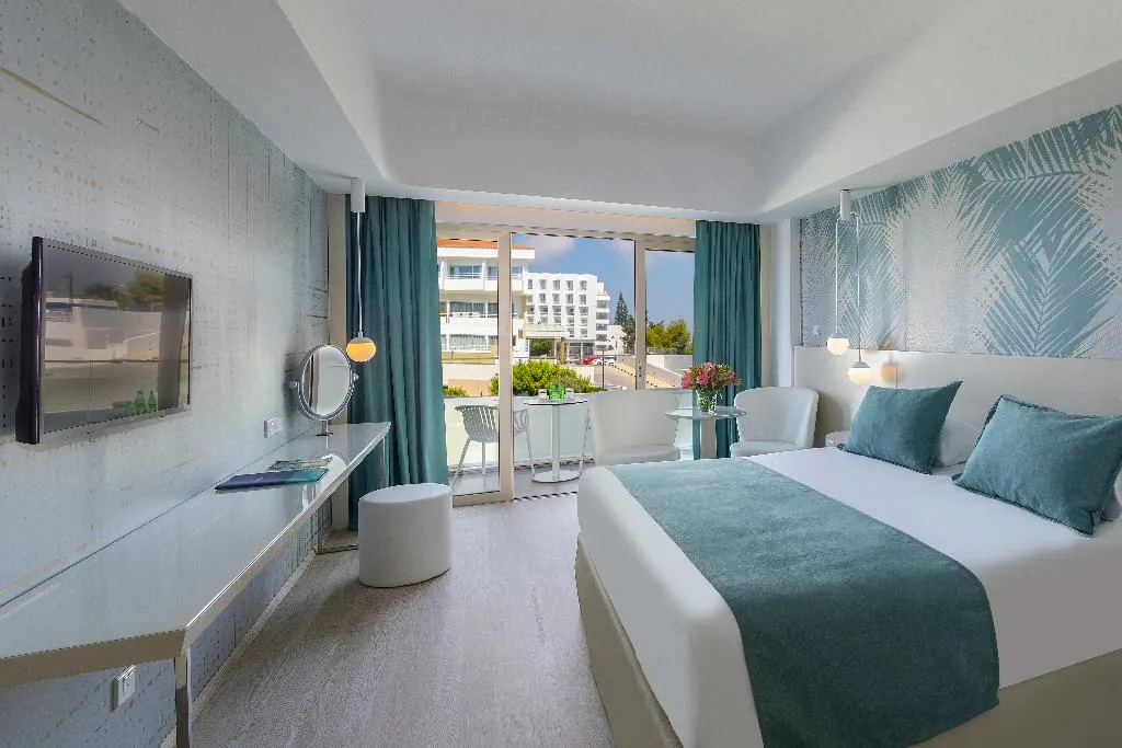 Double or Twin WITH JACUZZI Room, Ivi Mare - Designed for adults, Cyprus