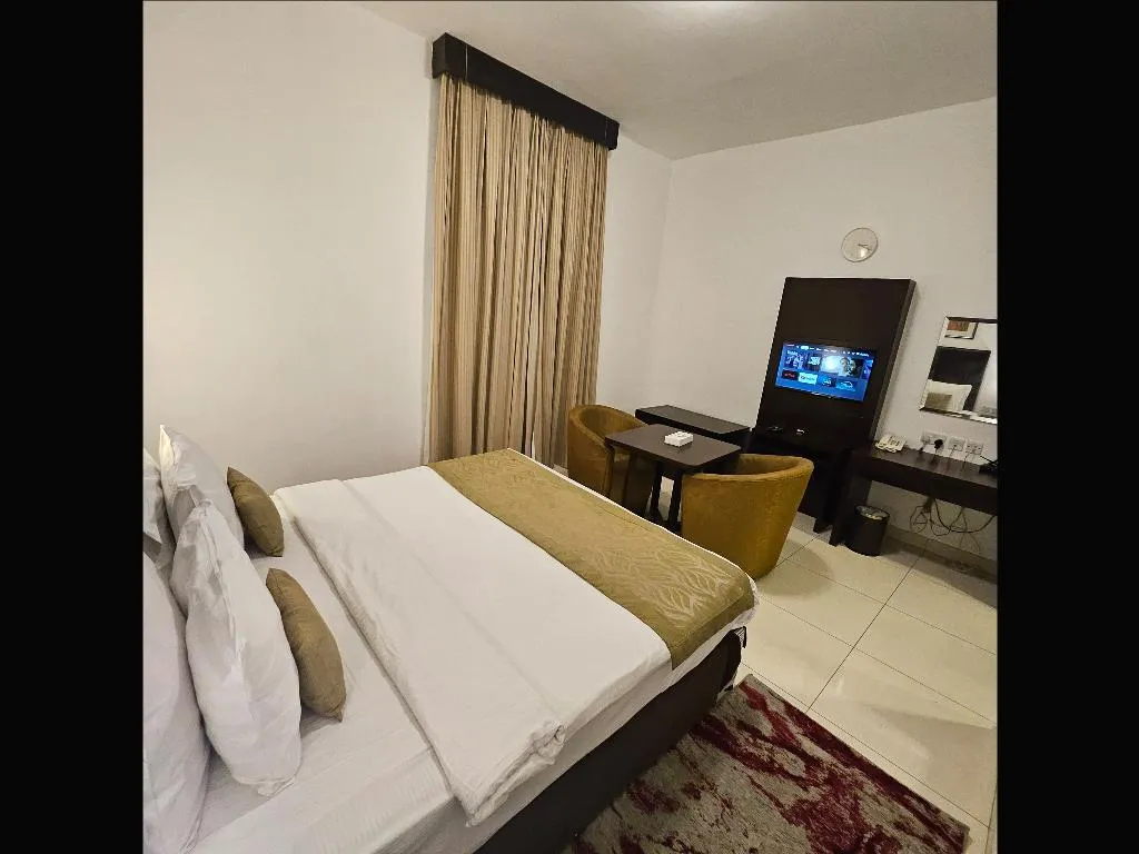 STUDIO STANDARD Room, Tulip Creek Hotel Apartment, Dubai