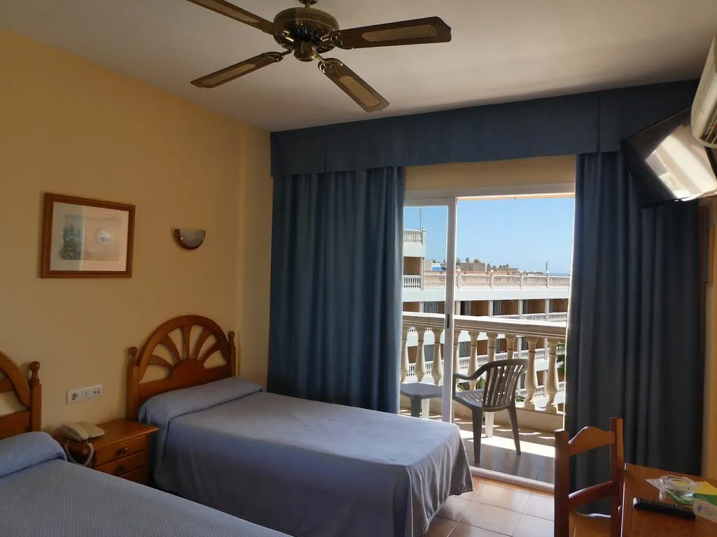 SINGLE STANDARD Room, Hotel Parasol by Dorobe, Costa Del Sol