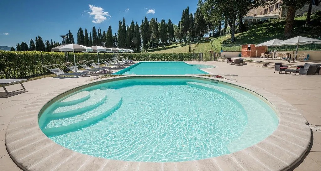 Pool, Villa Montegranelli, Umbria