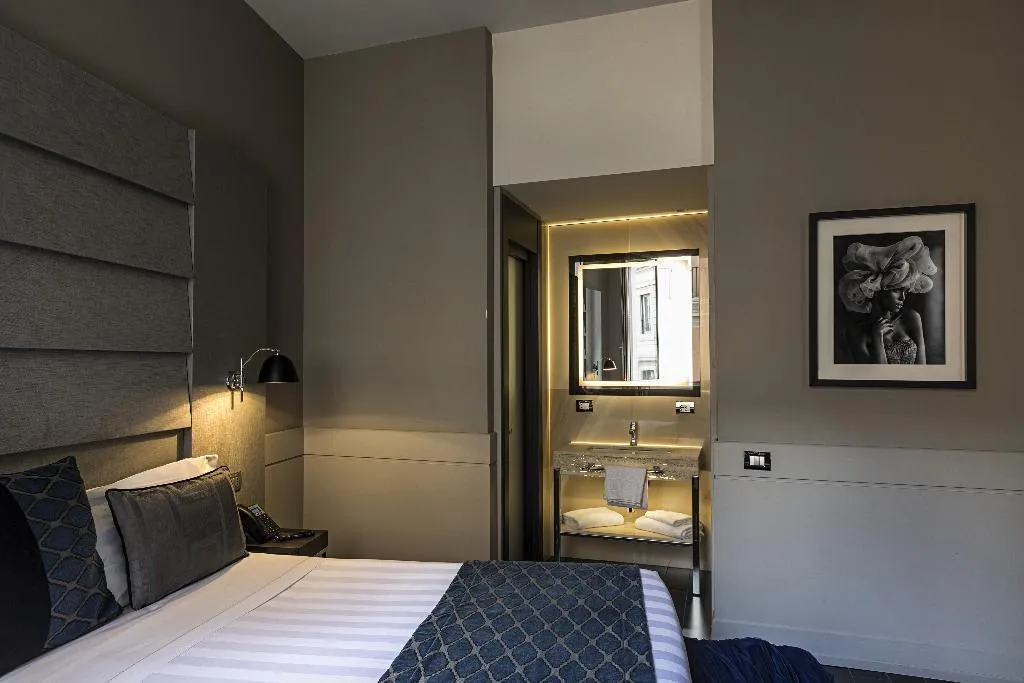 Room, The Style, Rome