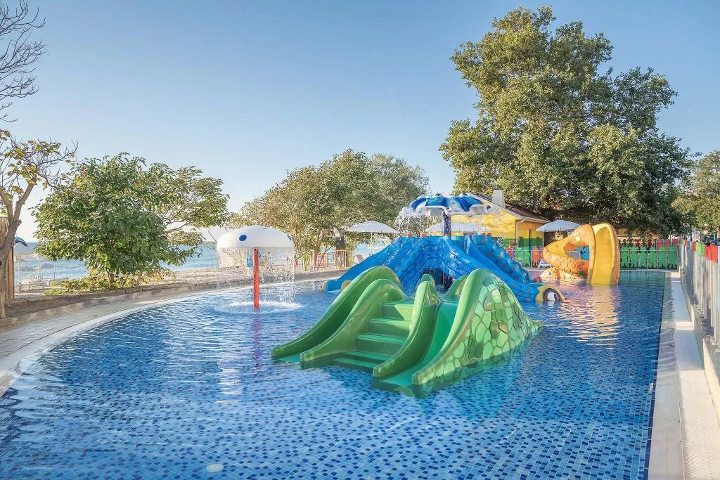 Pool, Sentido Marea, Varna