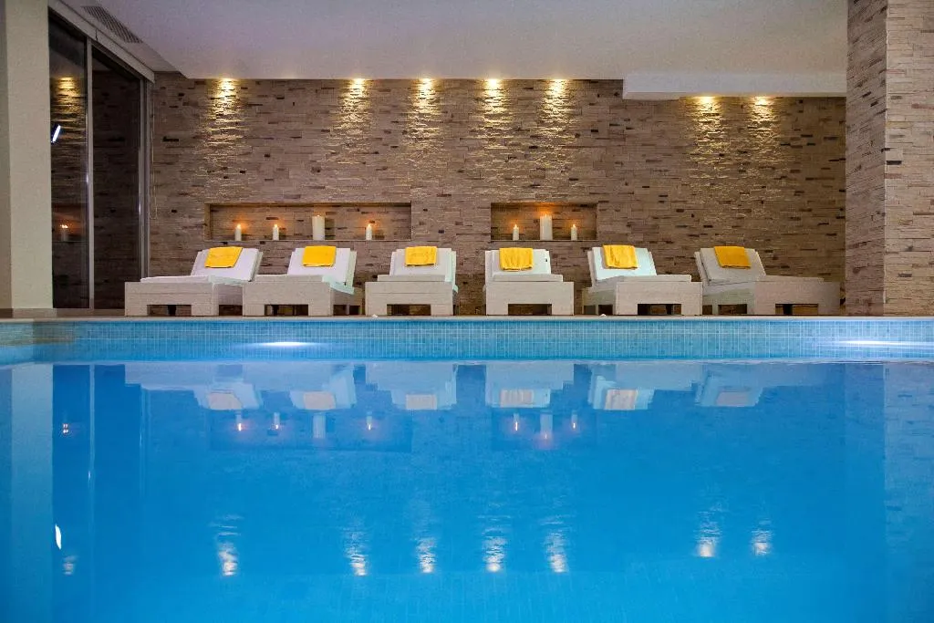 Sports and Entertainment, Camvillia, Kalamata