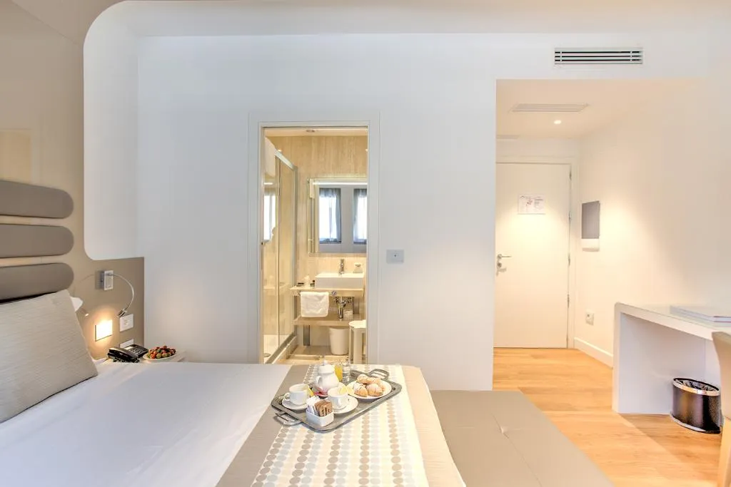 DOUBLE SINGLE USE SUPERIOR Room, MH Florence Hotel & Spa, Florence