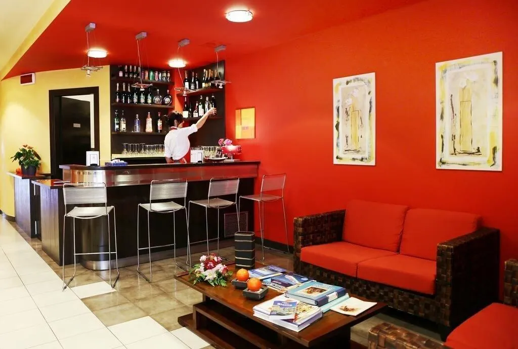 Bar, San Giovanni, Taormina