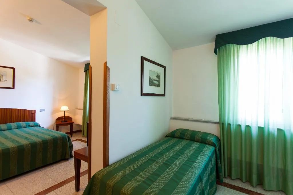 TRIPLE ECONOMY Room, Villa D'Amato, Palermo