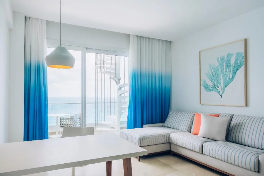 JUNIOR SUITE OCEAN FRONT Room, Iberostar Selection Coral Cancun All Inclusive, Cancun Area