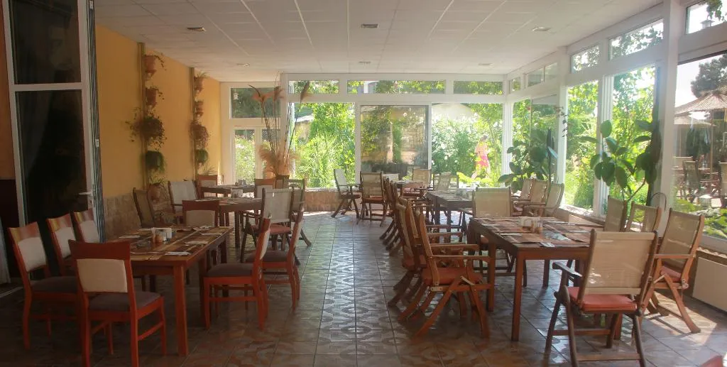 Restaurant, Joya Park Complex, Varna