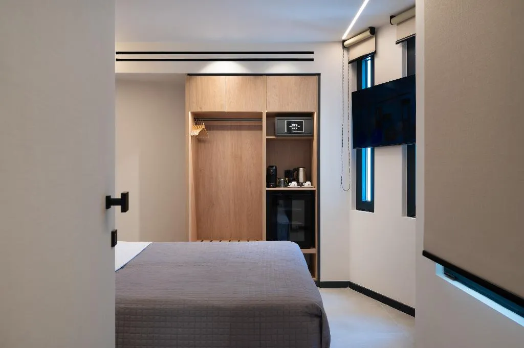 FAMILY ROOM TWO BEDROOMS Room, Nema Hotel Athens, Athens