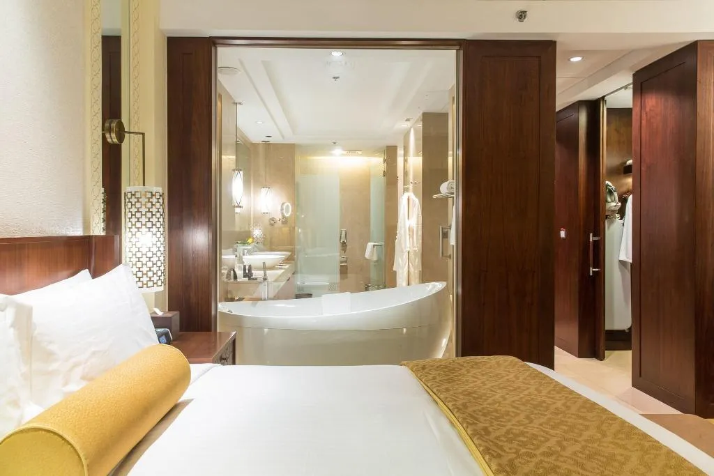 Room, The Ritz-Carlton, Dubai, Dubai