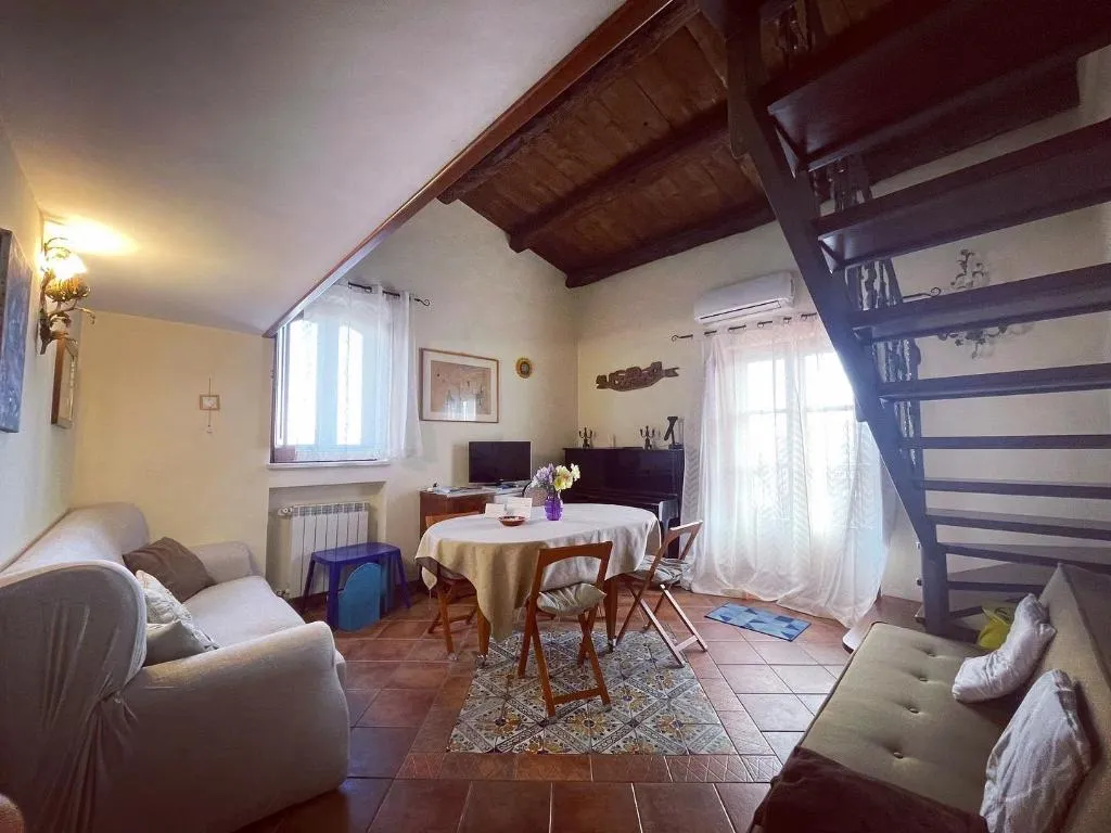 APARTMENT WITH TERRACE Room, Kasa Kala, Palermo
