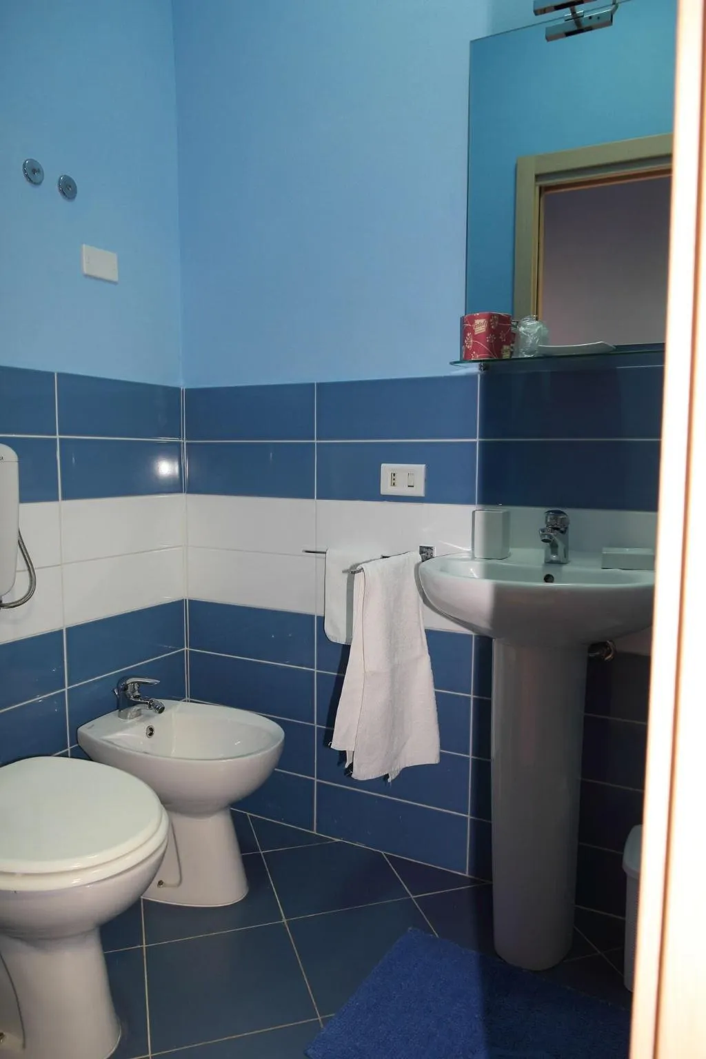 Room, B&B Kosmos, Catania