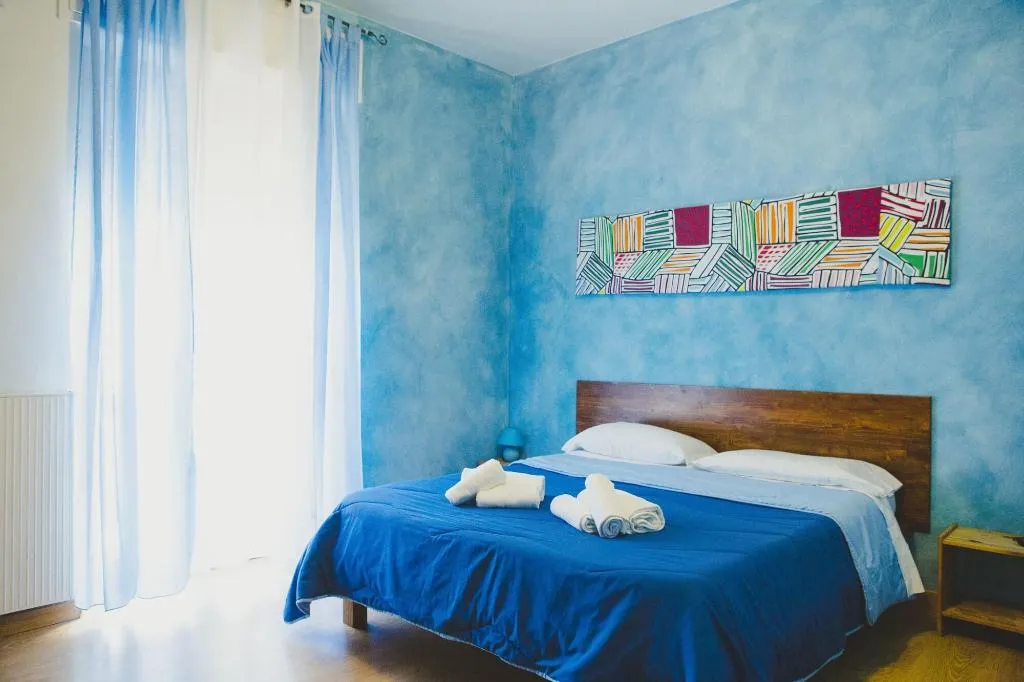 Room, Matlis, Alghero
