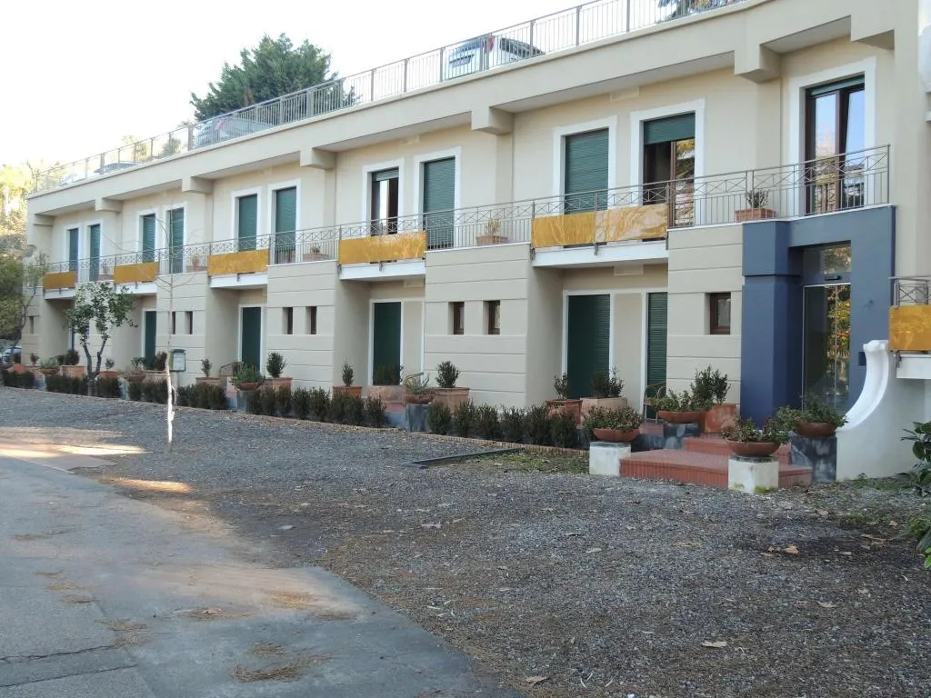 General view, Hotel Zeus Pompei, Naples